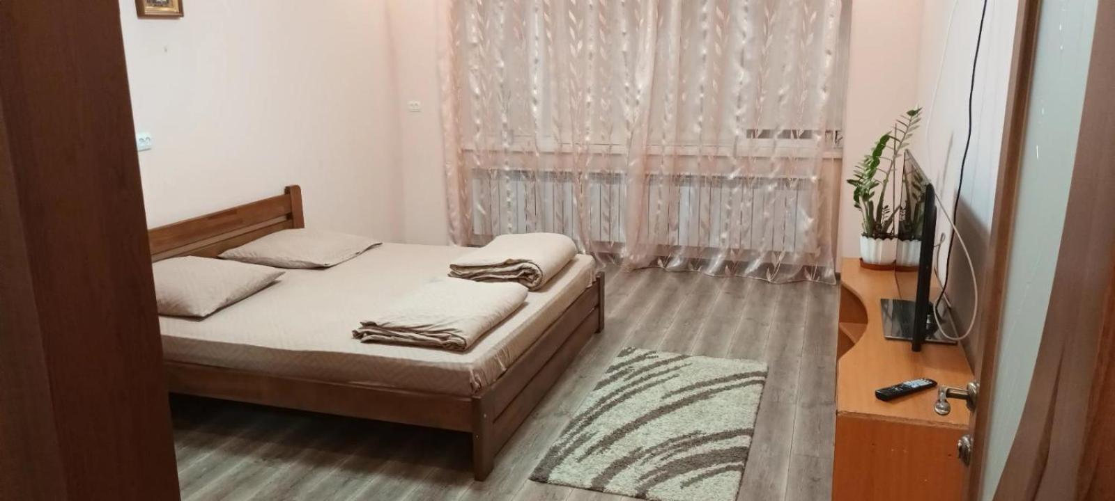 Sima Villa Berehove  Buitenkant foto